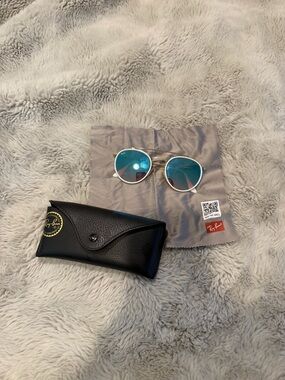 Ray-Ban Gold Frame Sunglasses with Blue Lenses